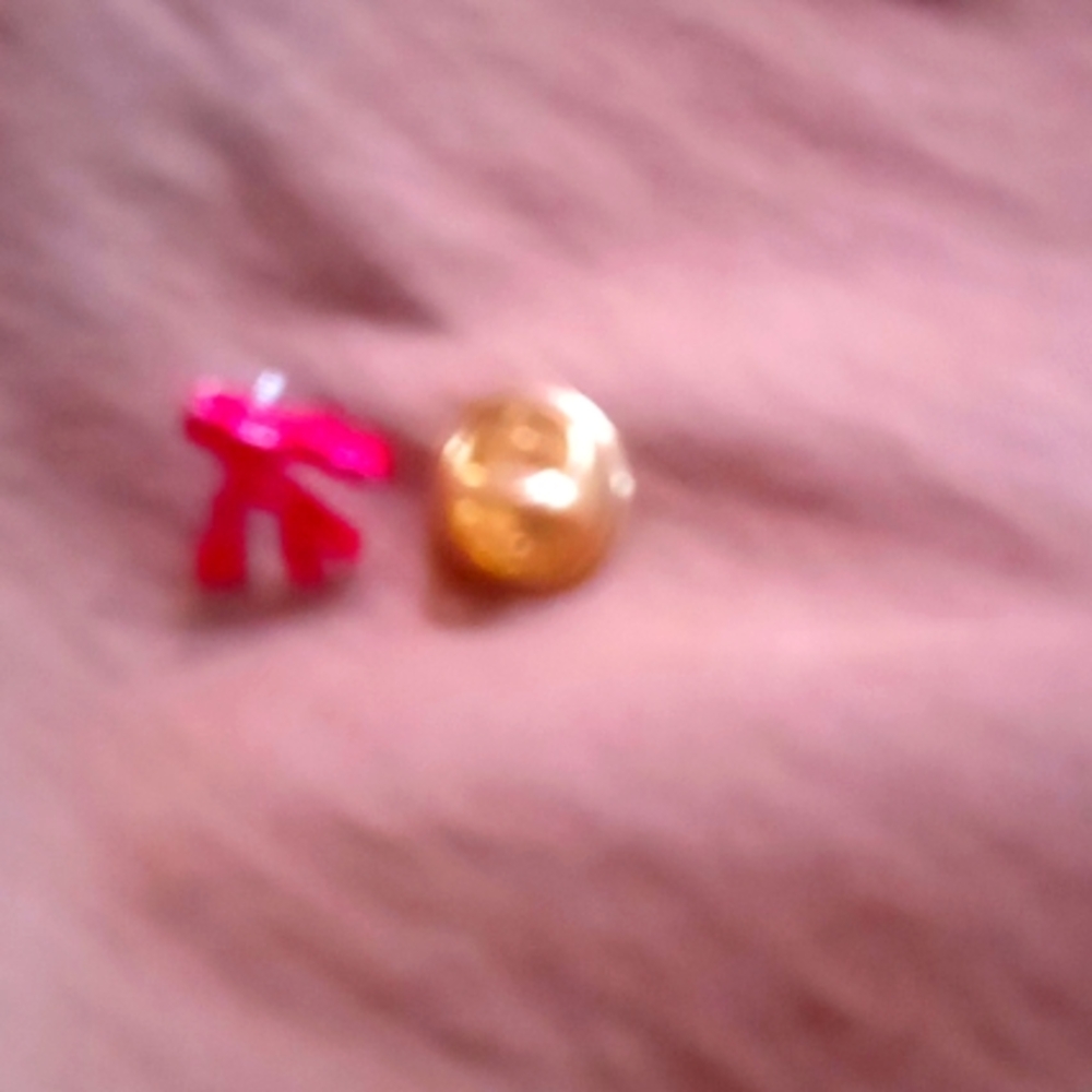 ISAIA PIN